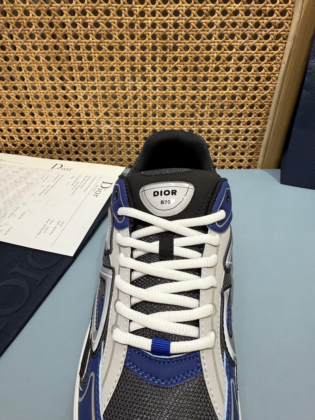 Sneakers B30 'Noir et Bleu Roi' — vue 8