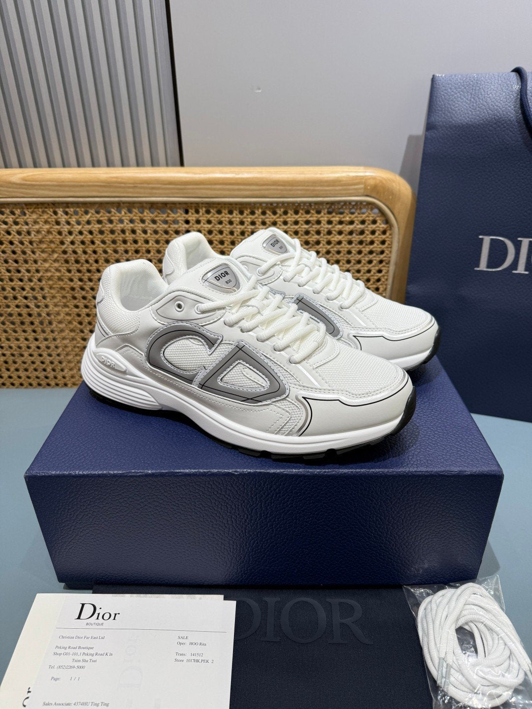 Sneakers B30 'Blanc et Argent'