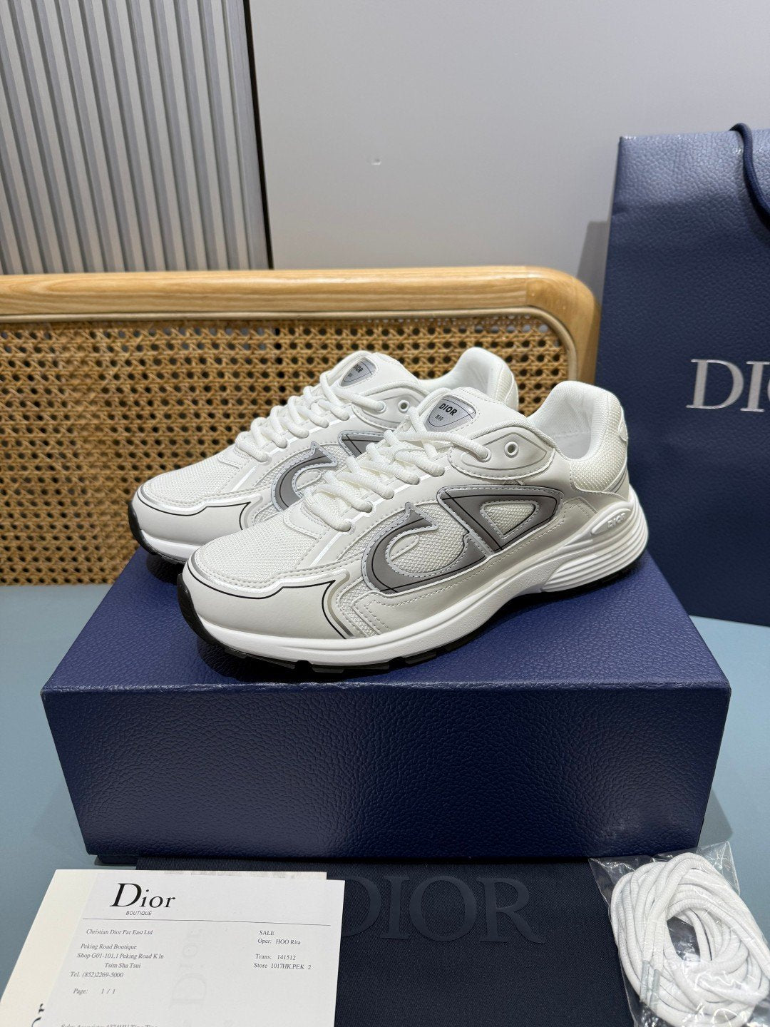 Sneakers B30 'Blanc et Argent' — vue 3