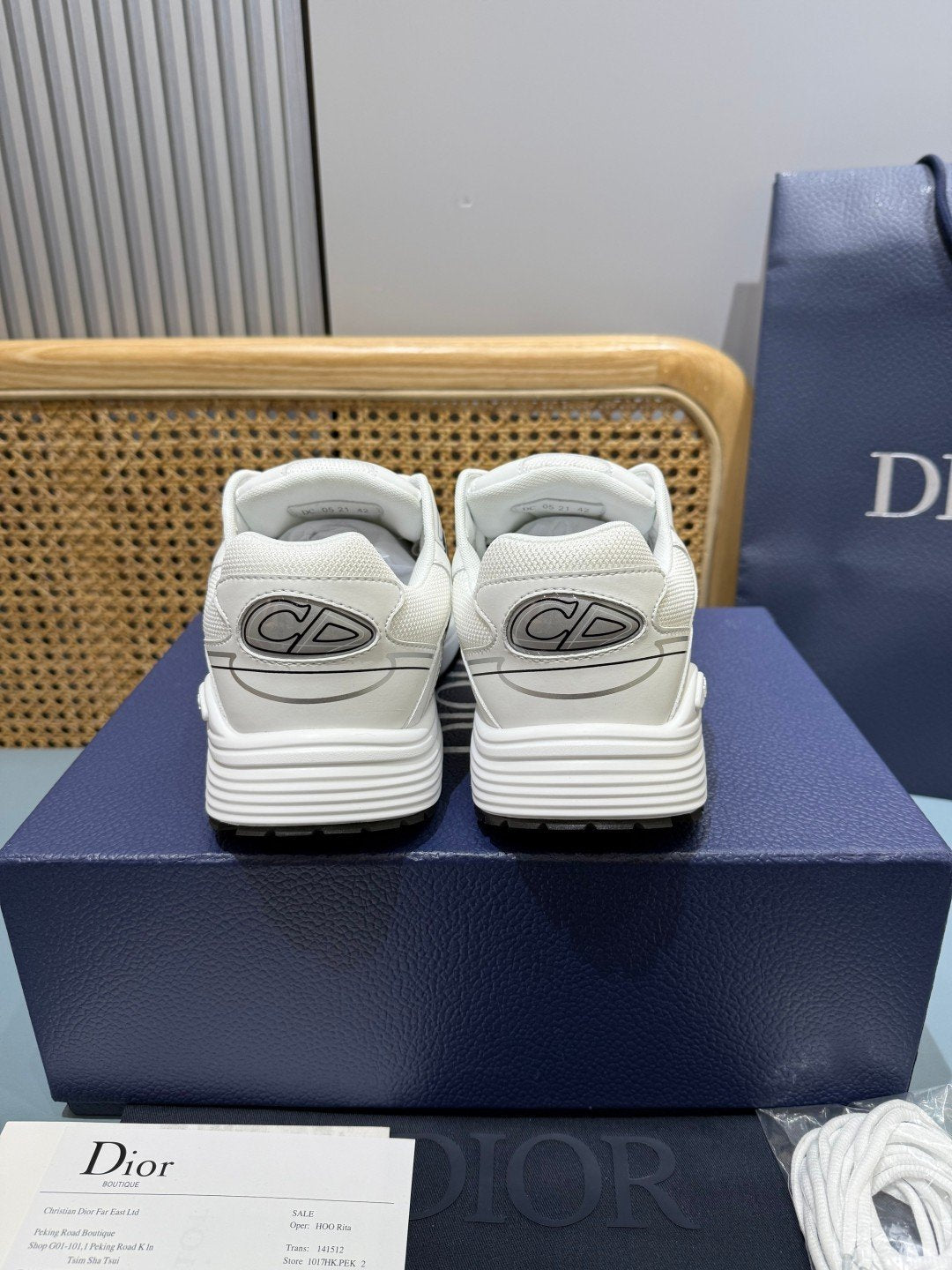 Sneakers B30 'Blanc et Argent' — vue 4