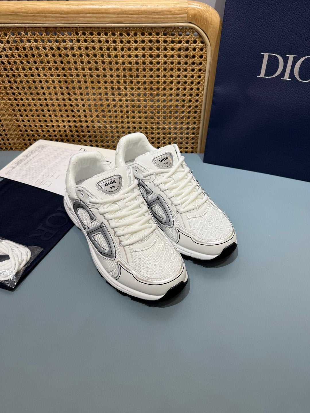Sneakers B30 'Blanc et Argent' — vue 18