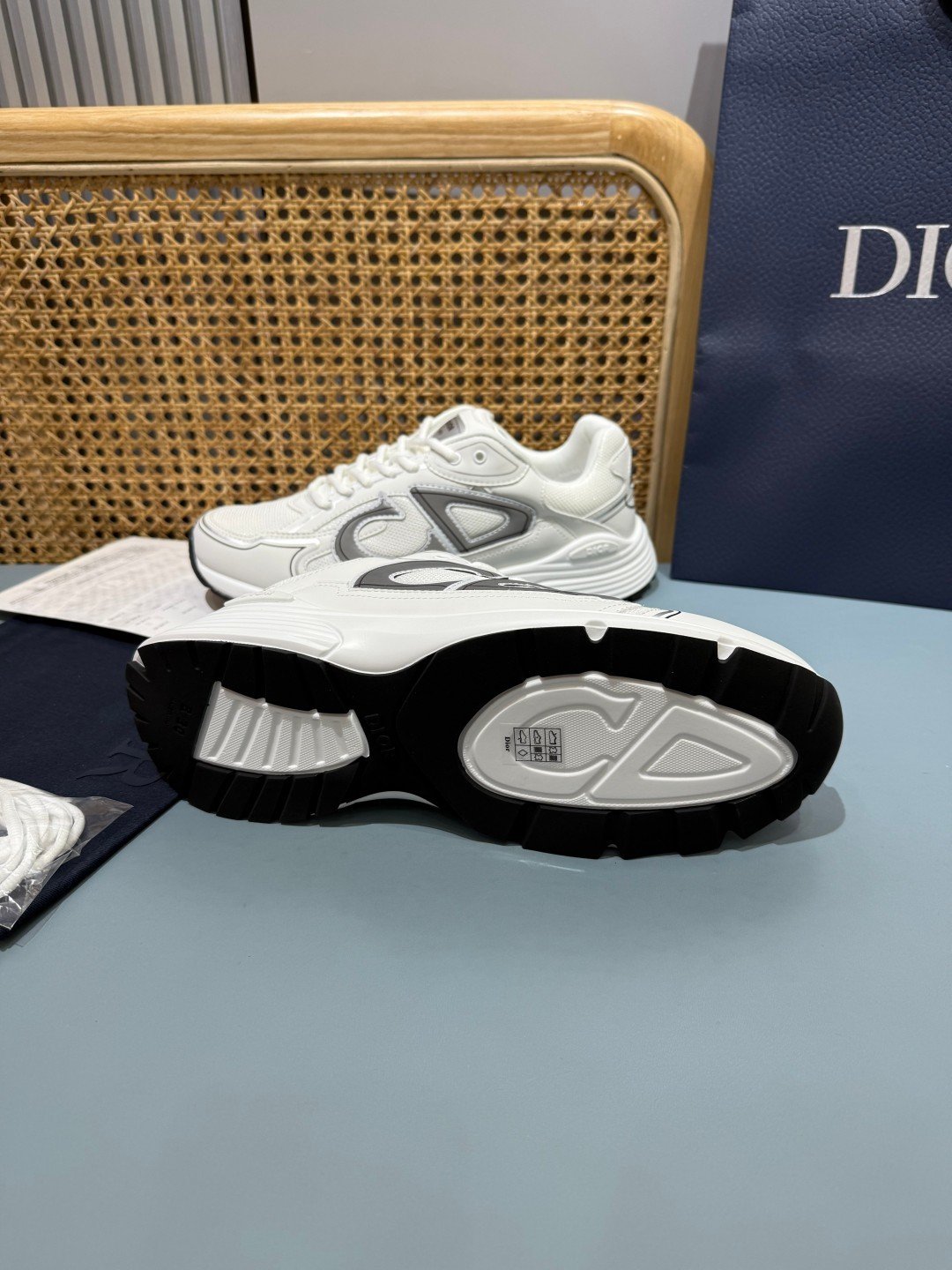 Sneakers B30 'Blanc et Argent' — vue 20