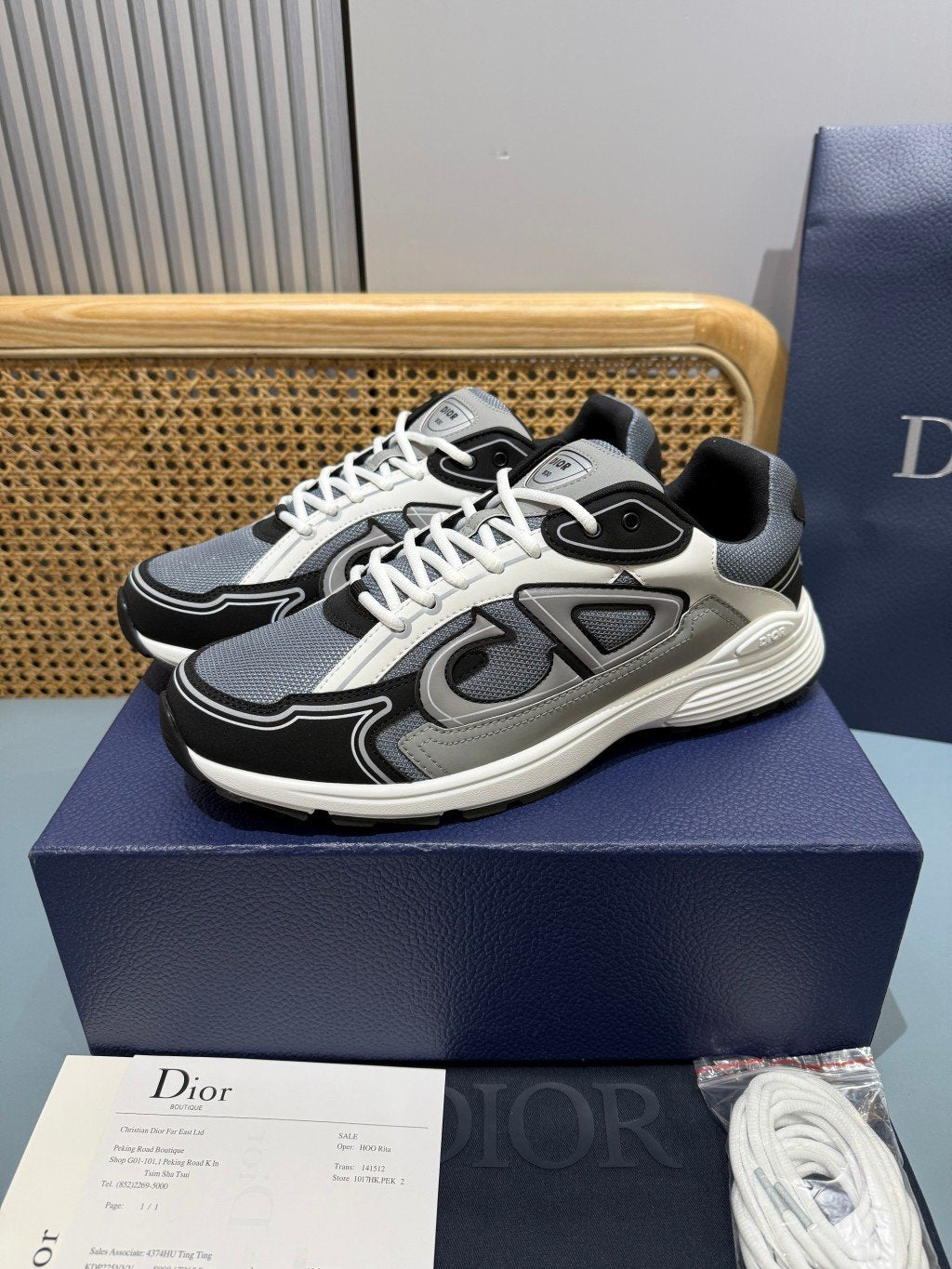 Sneakers B30 'Noir Gris et Blanc' — vue 3