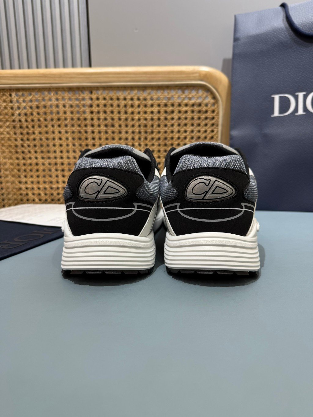 Sneakers B30 'Noir Gris et Blanc' — vue 4