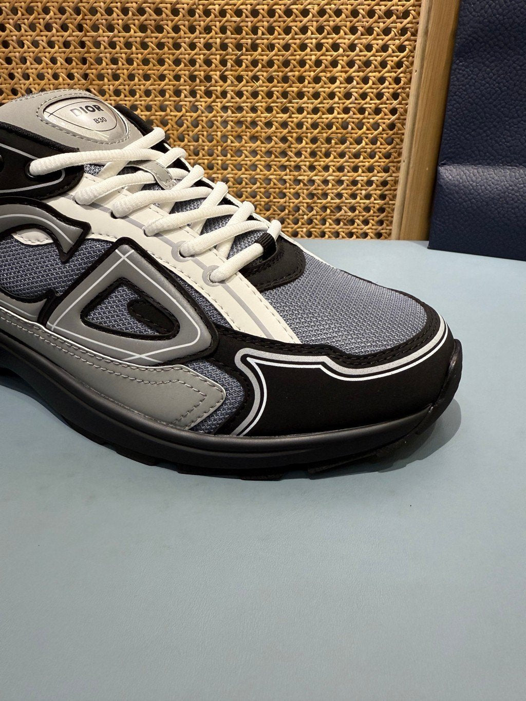 Sneakers B30 'Noir Gris et Blanc' — vue 9