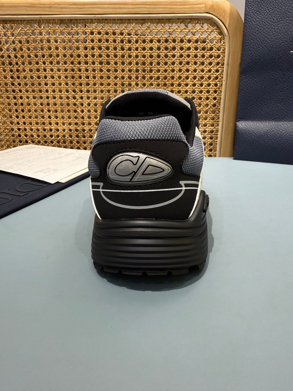 Sneakers B30 'Noir Gris et Blanc' — vue 10