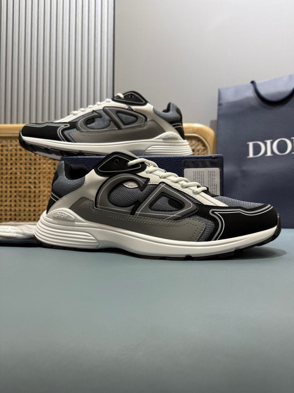 Sneakers B30 'Noir Gris et Blanc' — vue 19