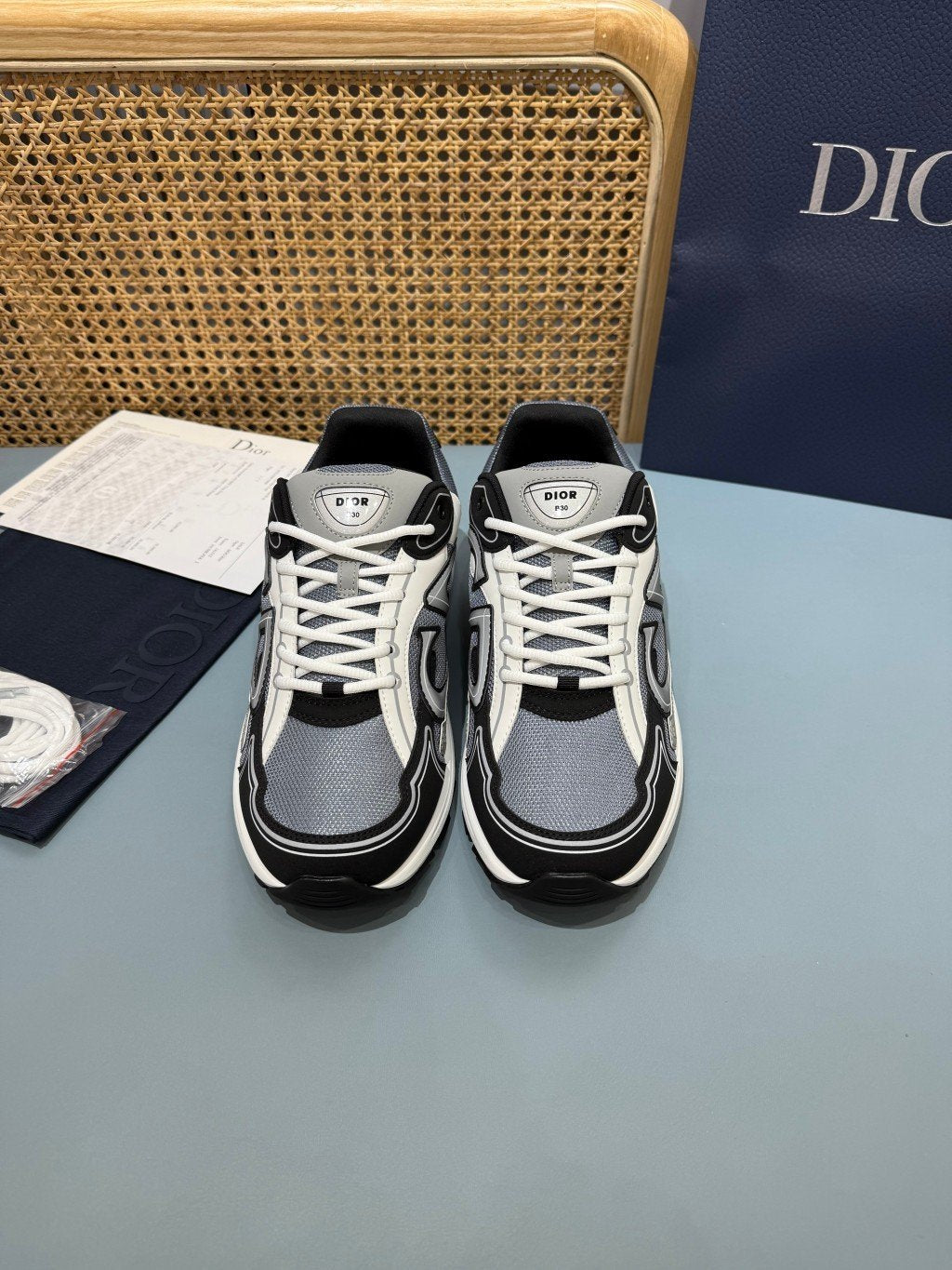 Sneakers B30 'Noir Gris et Blanc' — vue 24