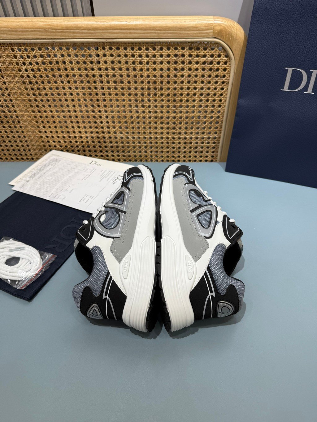 Sneakers B30 'Noir Gris et Blanc' — vue 26