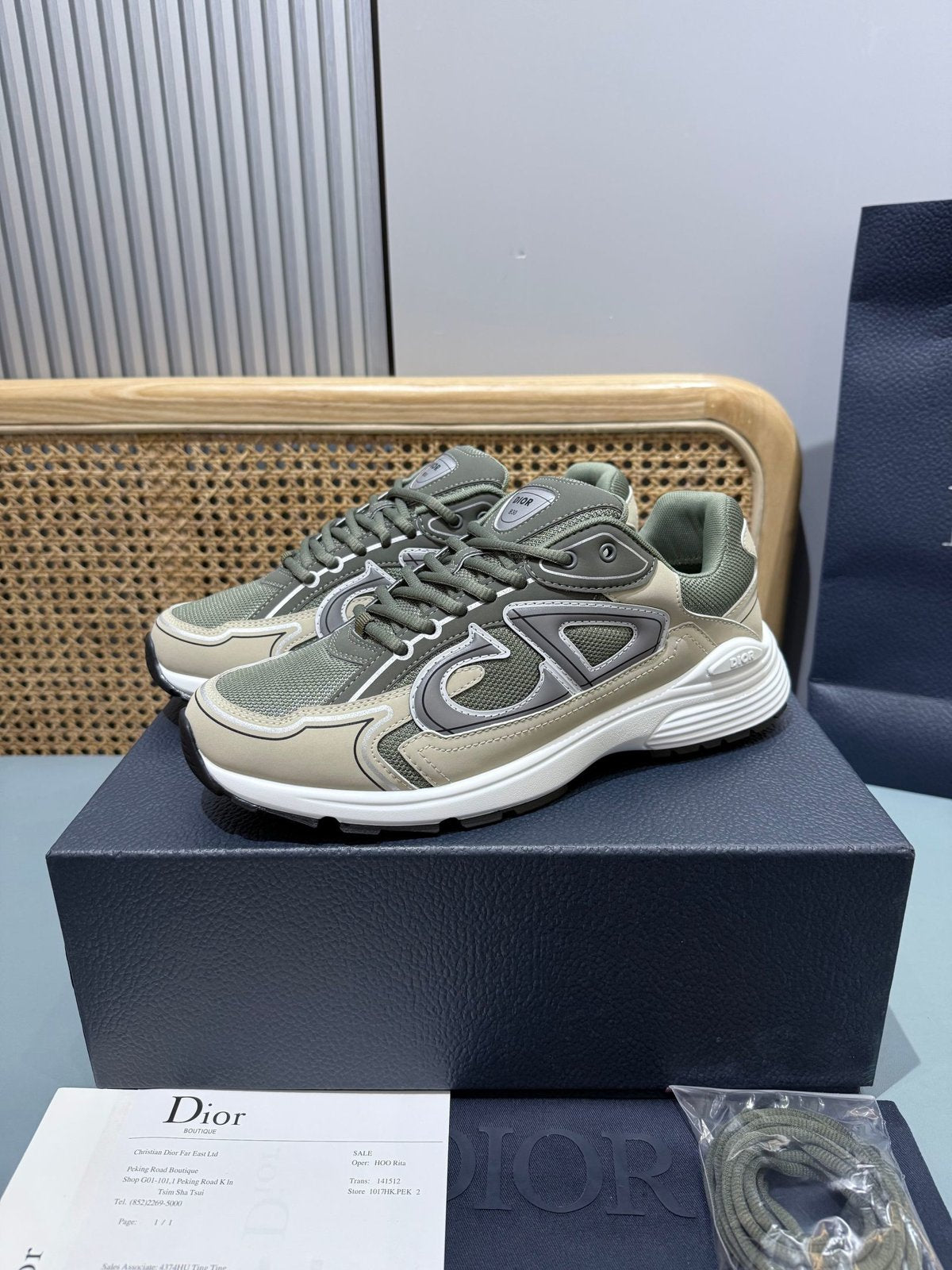 Sneakers B30 'Kaki et Blanc' — vue 3