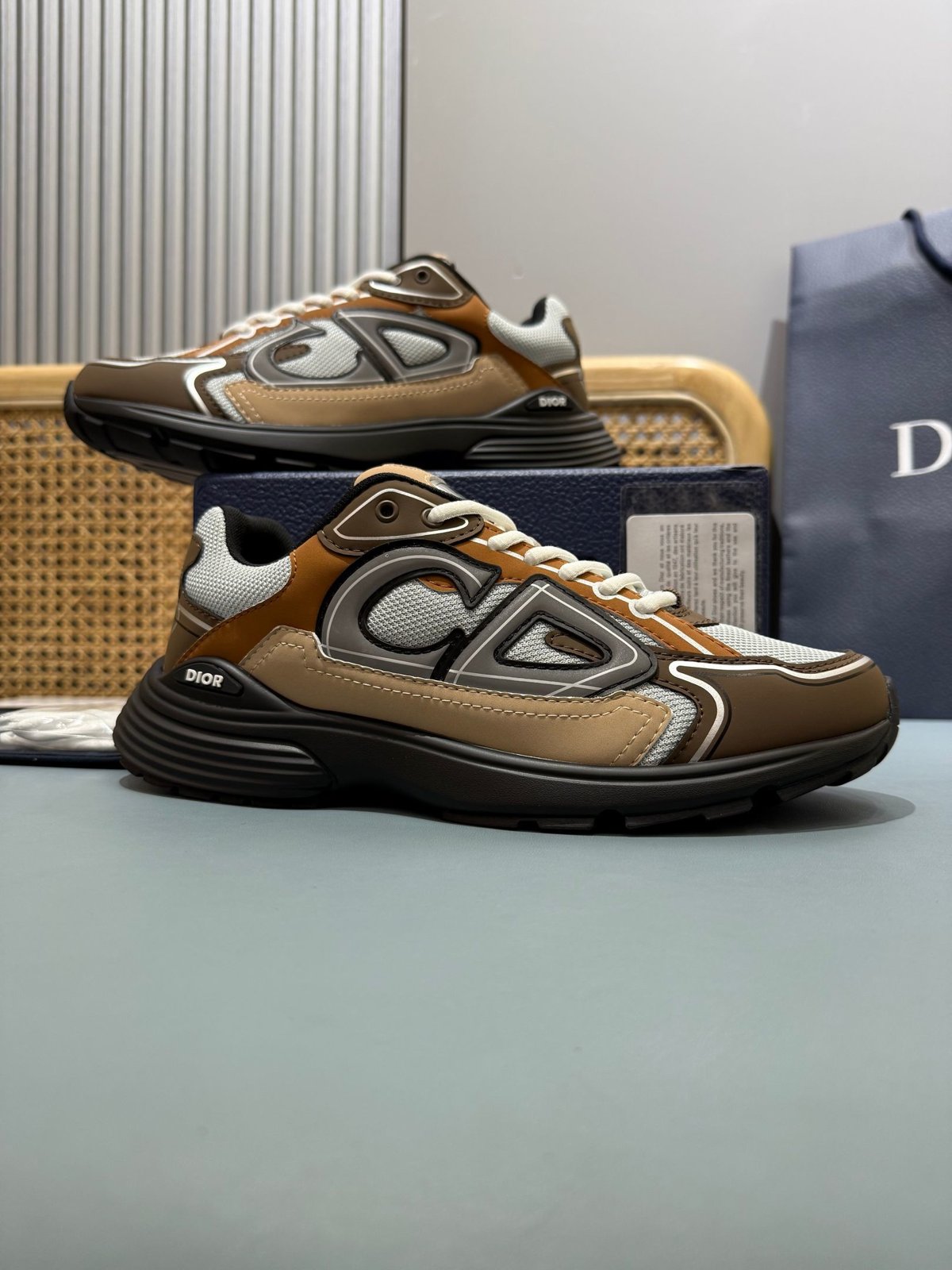 Sneakers B30 'Marron et Beige' — vue 5