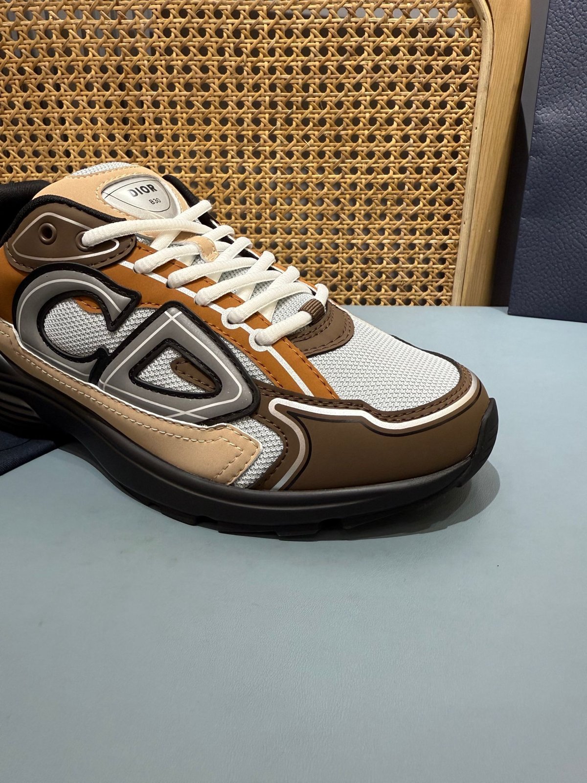 Sneakers B30 'Marron et Beige' — vue 9