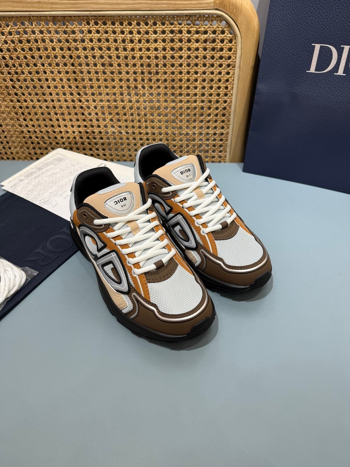 Sneakers B30 'Marron et Beige' — vue 17