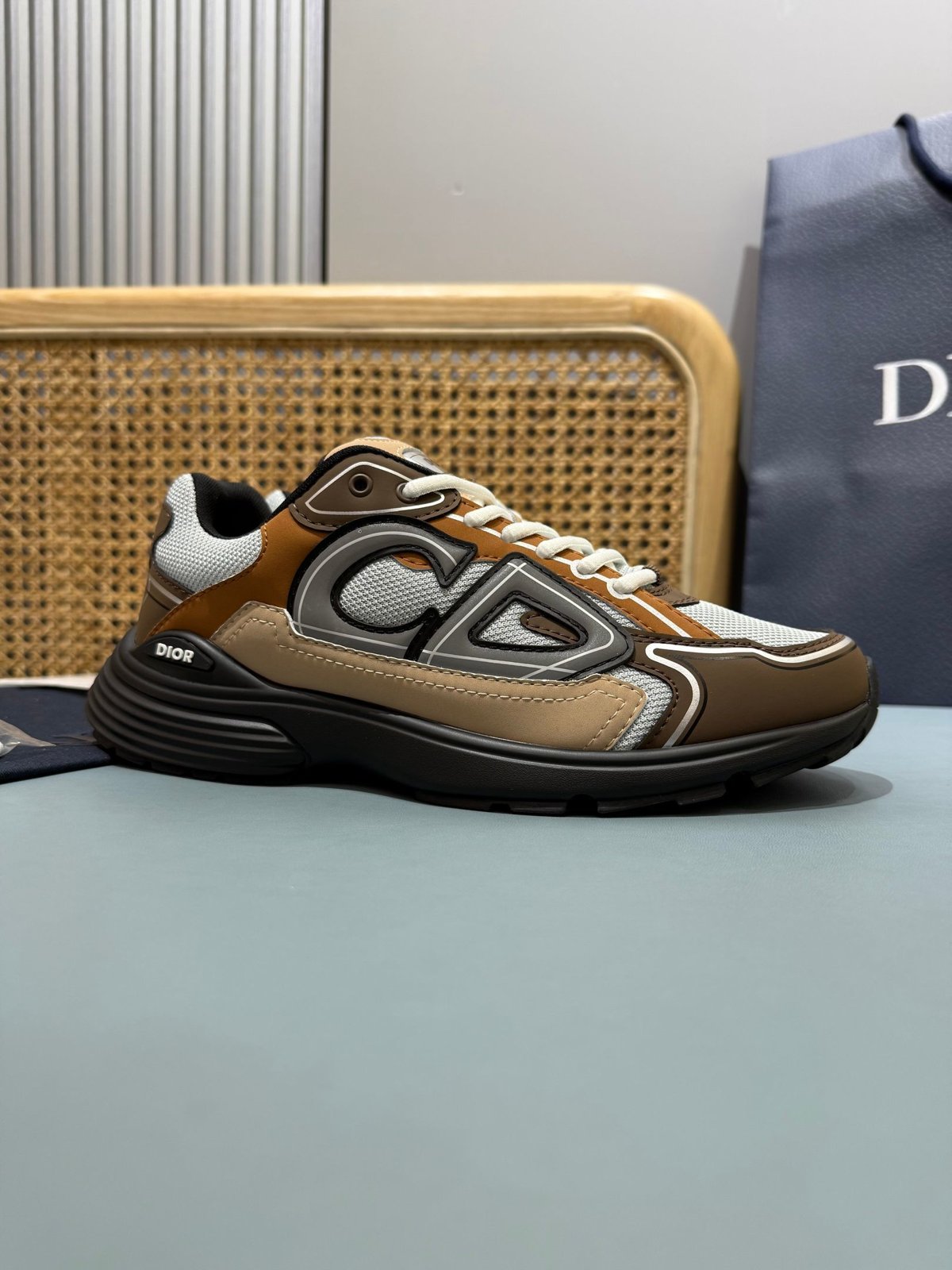 Sneakers B30 'Marron et Beige' — vue 22