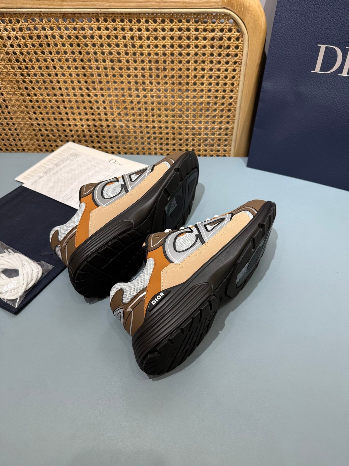 Sneakers B30 'Marron et Beige' — vue 23