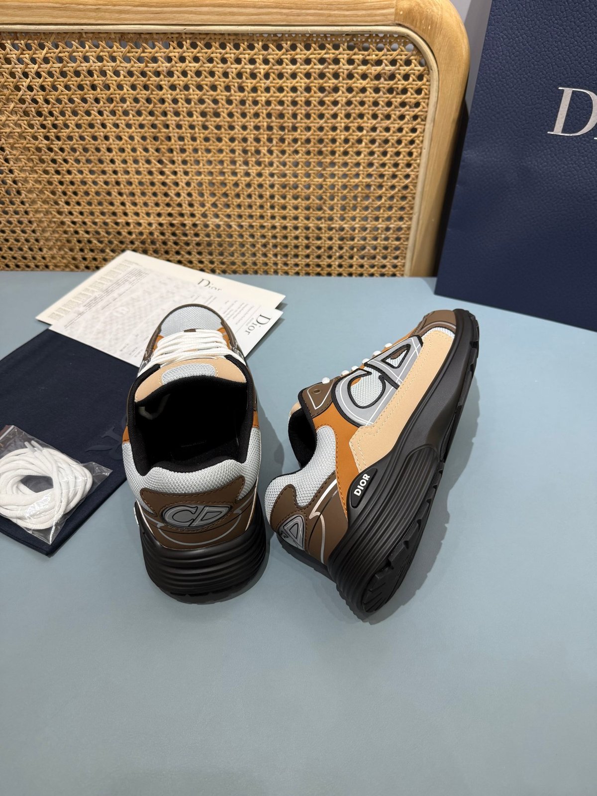 Sneakers B30 'Marron et Beige' — vue 24