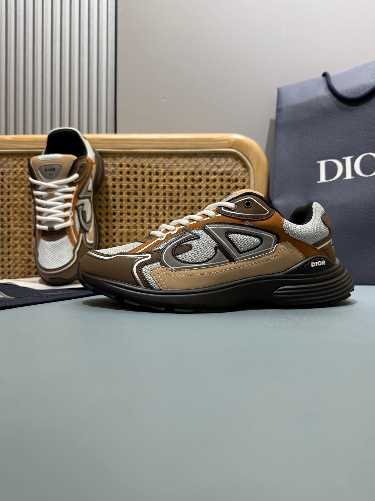 Sneakers B30 'Marron et Beige' — vue 25