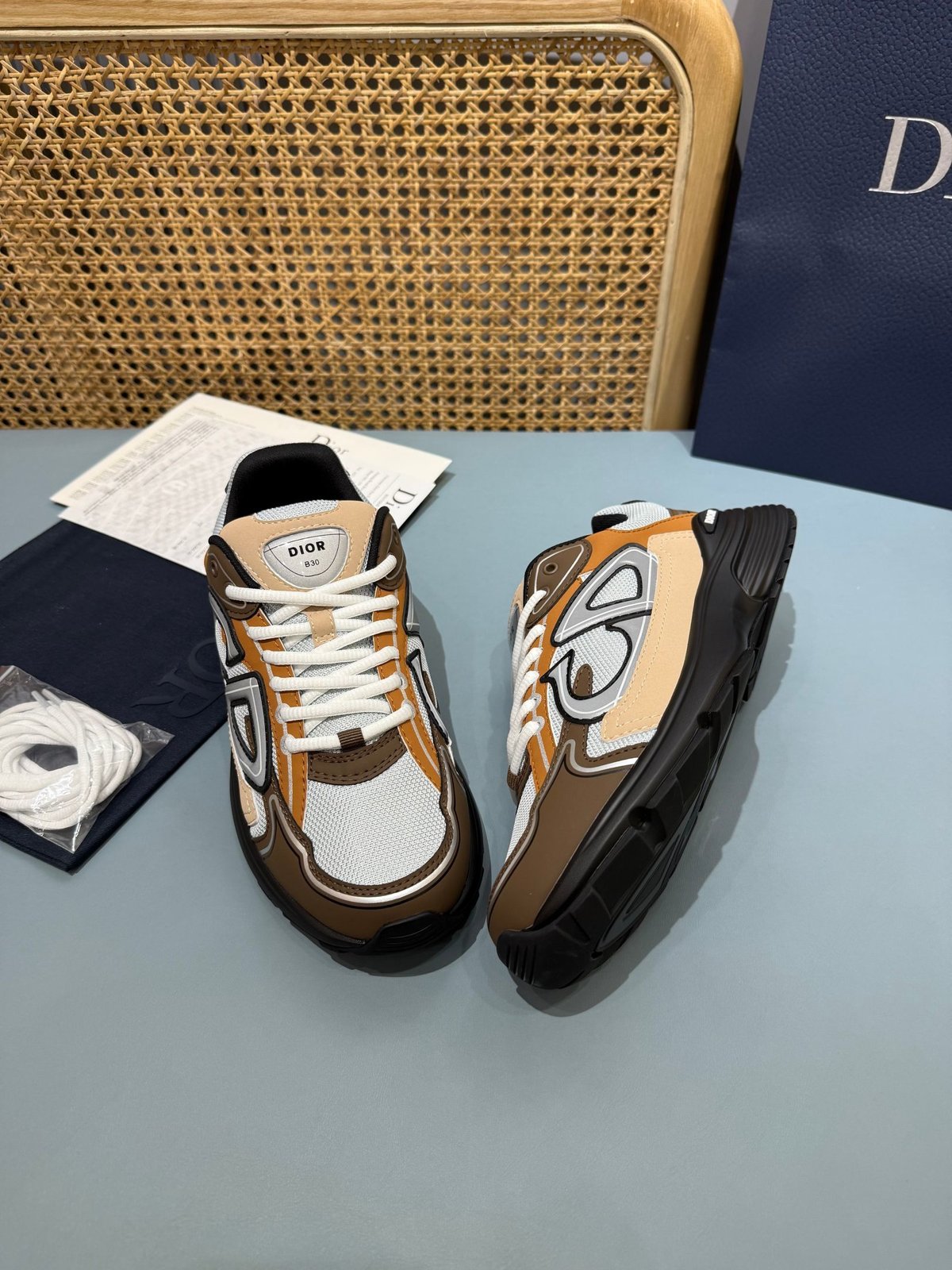 Sneakers B30 'Marron et Beige' — vue 26