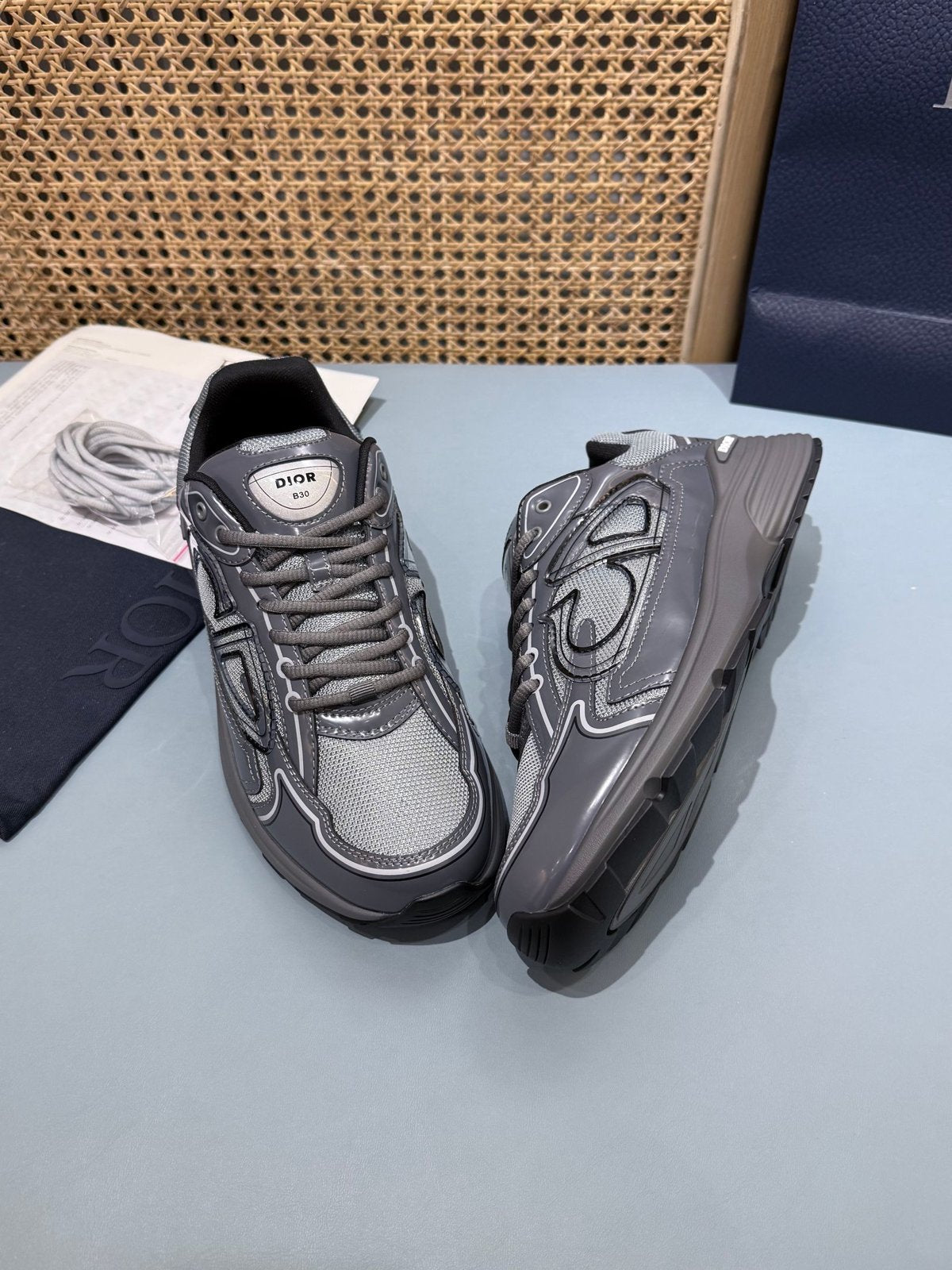 Sneakers B30 'Gris Graphite' — vue 25