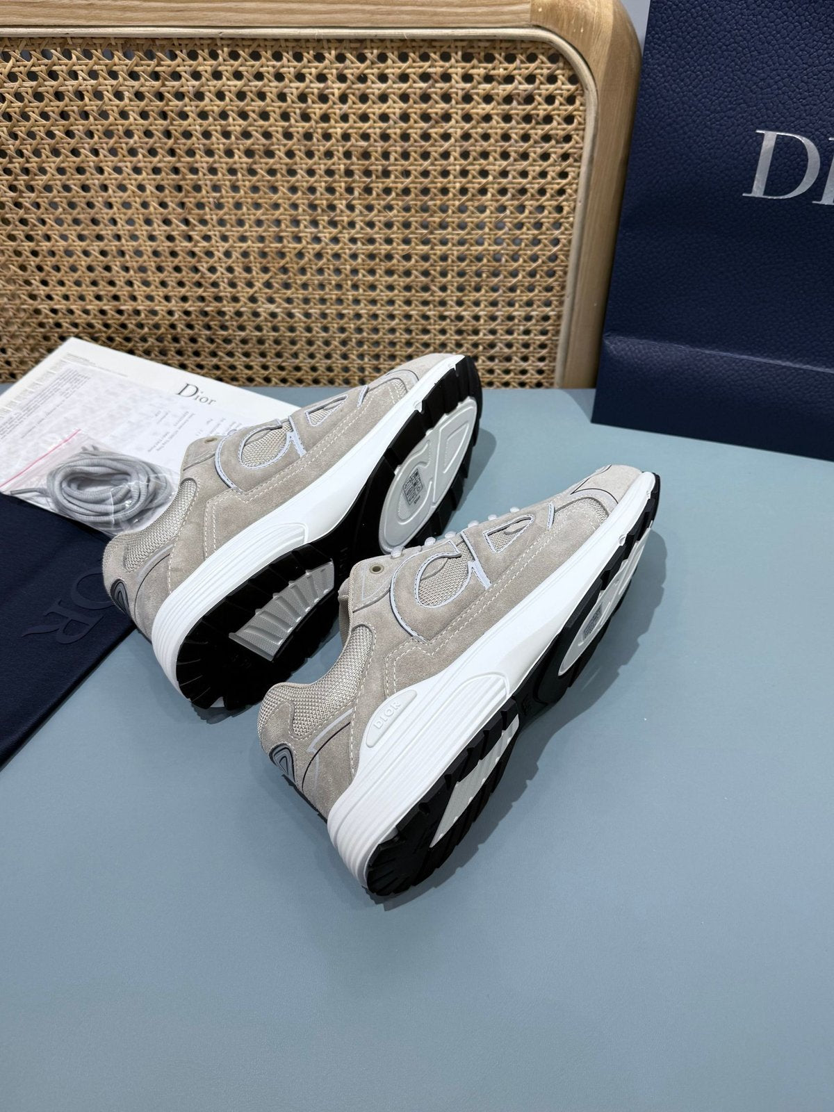 Sneakers B30 'Taupe' — vue 22