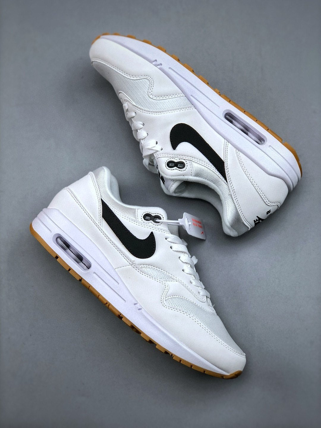 Nike Air Max 1 'Blanc Noir Gomme' — vue 4