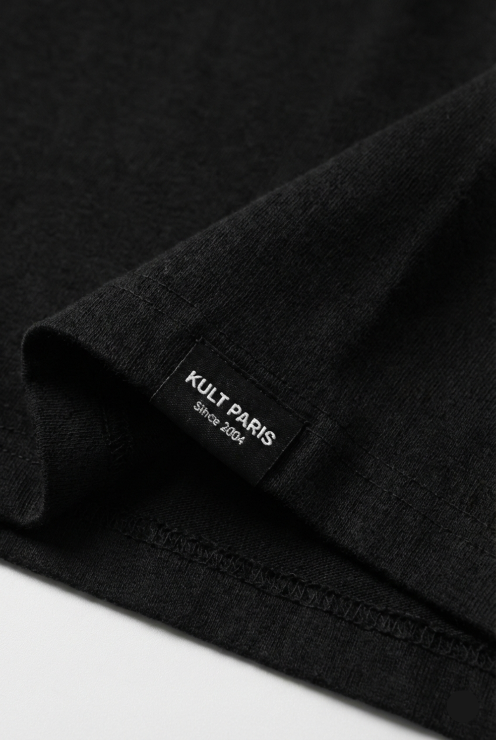 Camiseta extragrande «KULT Signature» – Edición Stealth