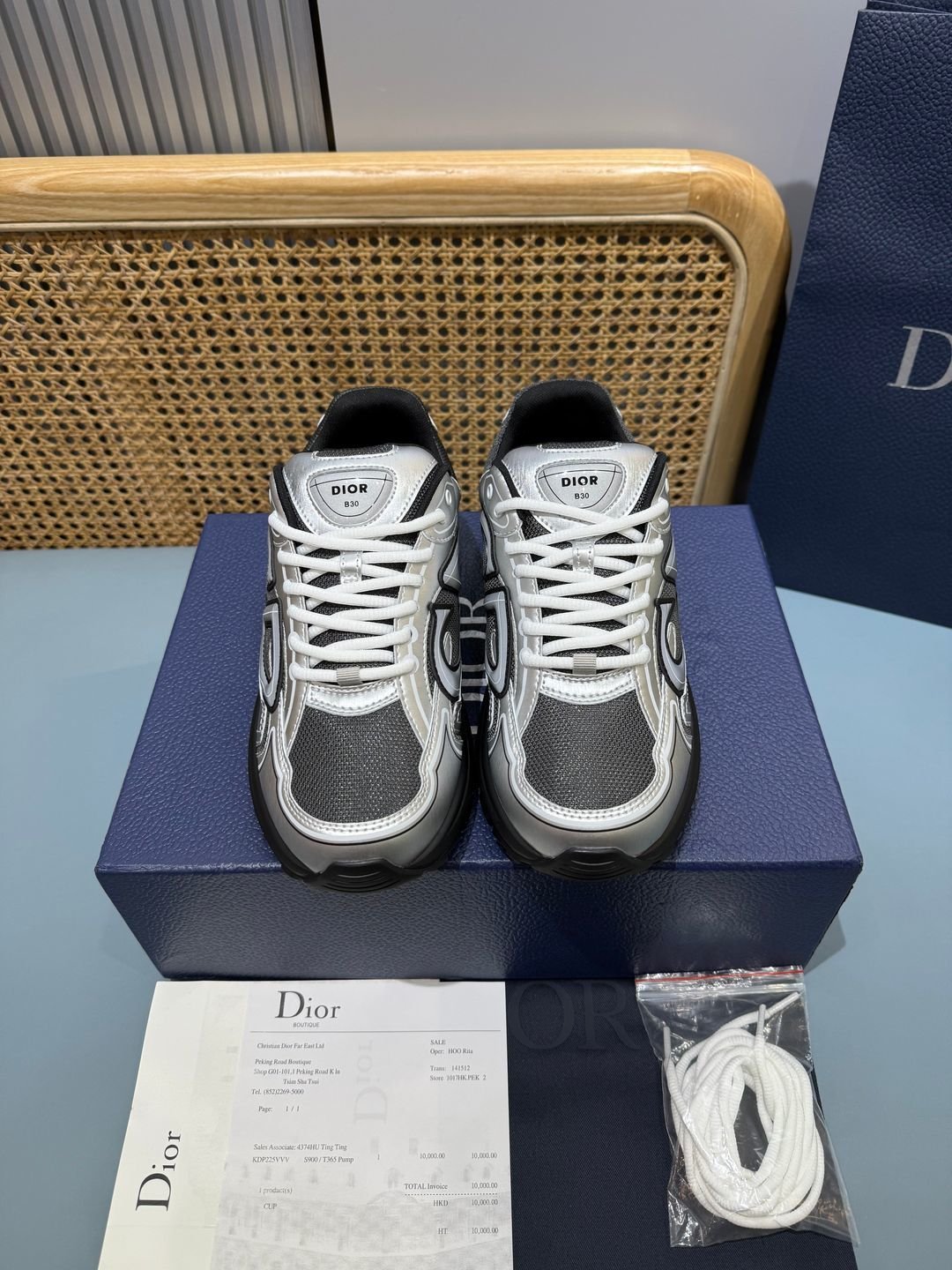 Sneakers B30 'Argent et Noir' — vue 2