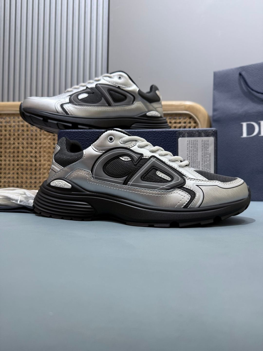 Sneakers B30 'Argent et Noir' — vue 5