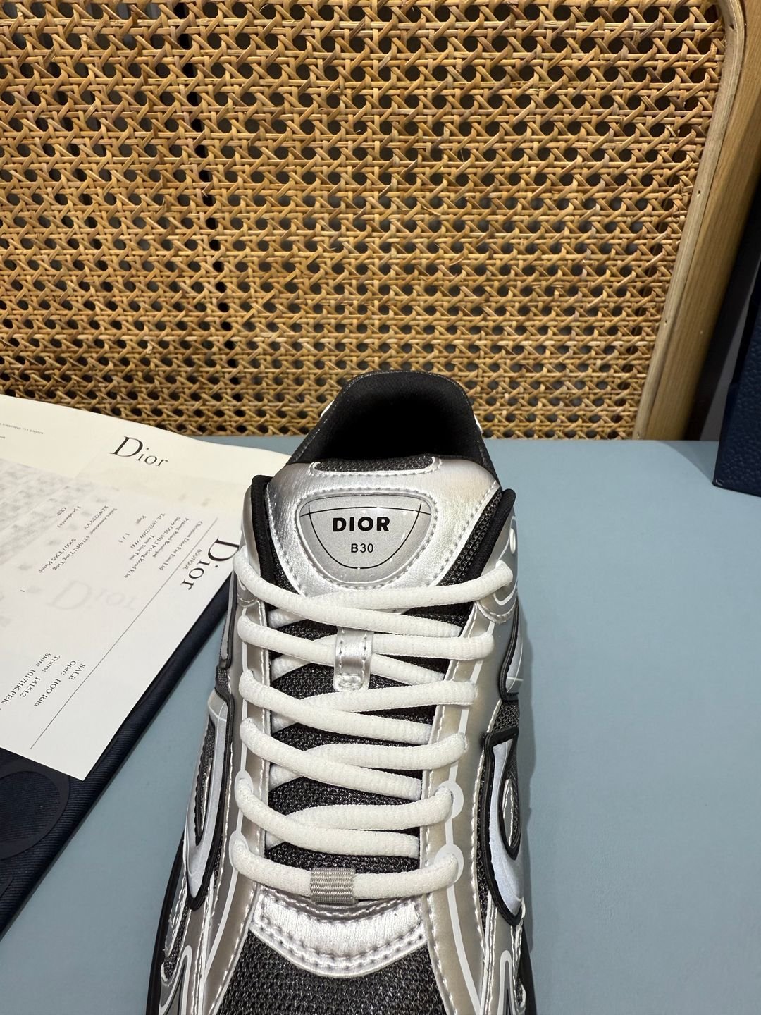 Sneakers B30 'Argent et Noir' — vue 9