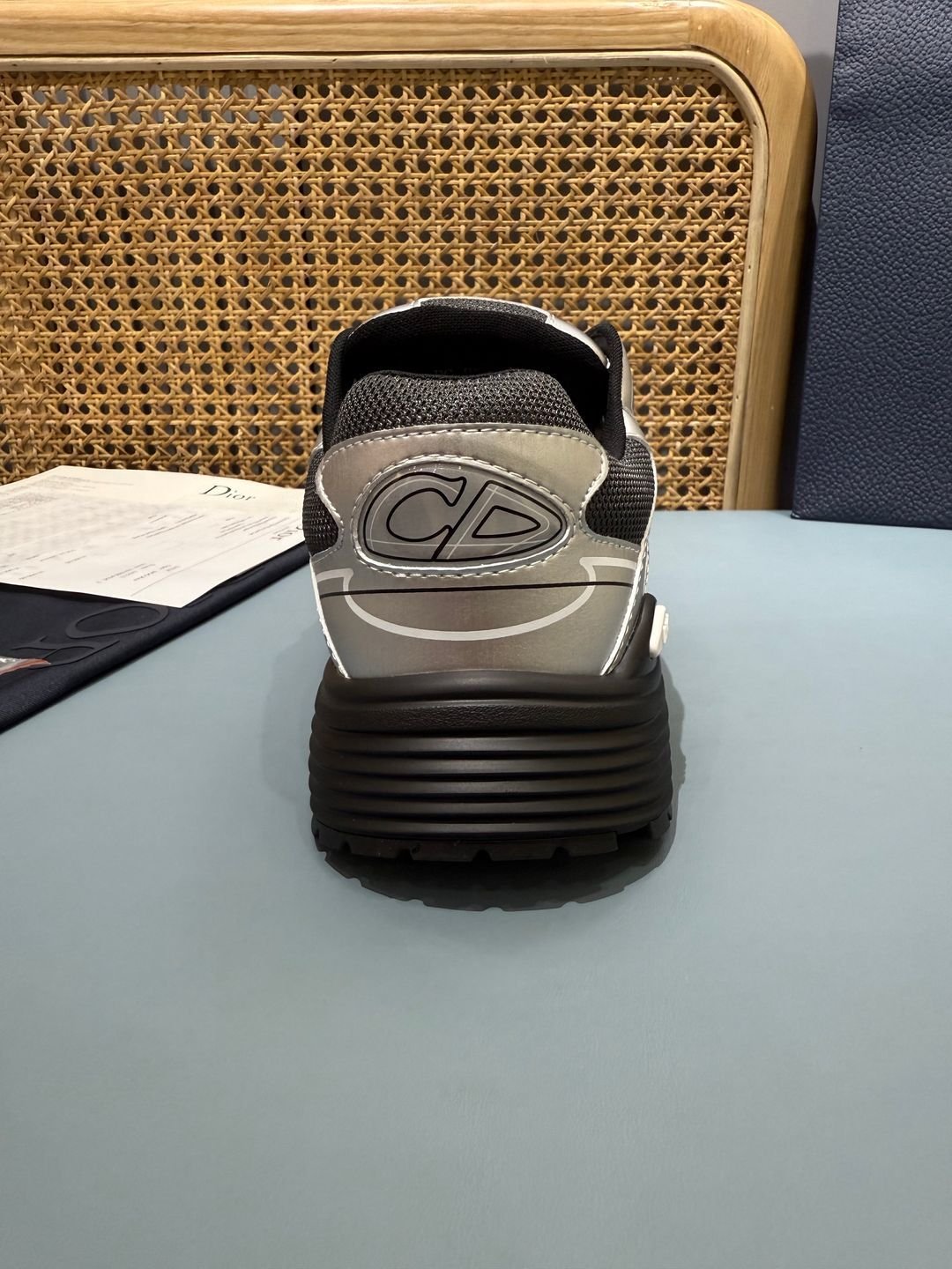 Sneakers B30 'Argent et Noir' — vue 11