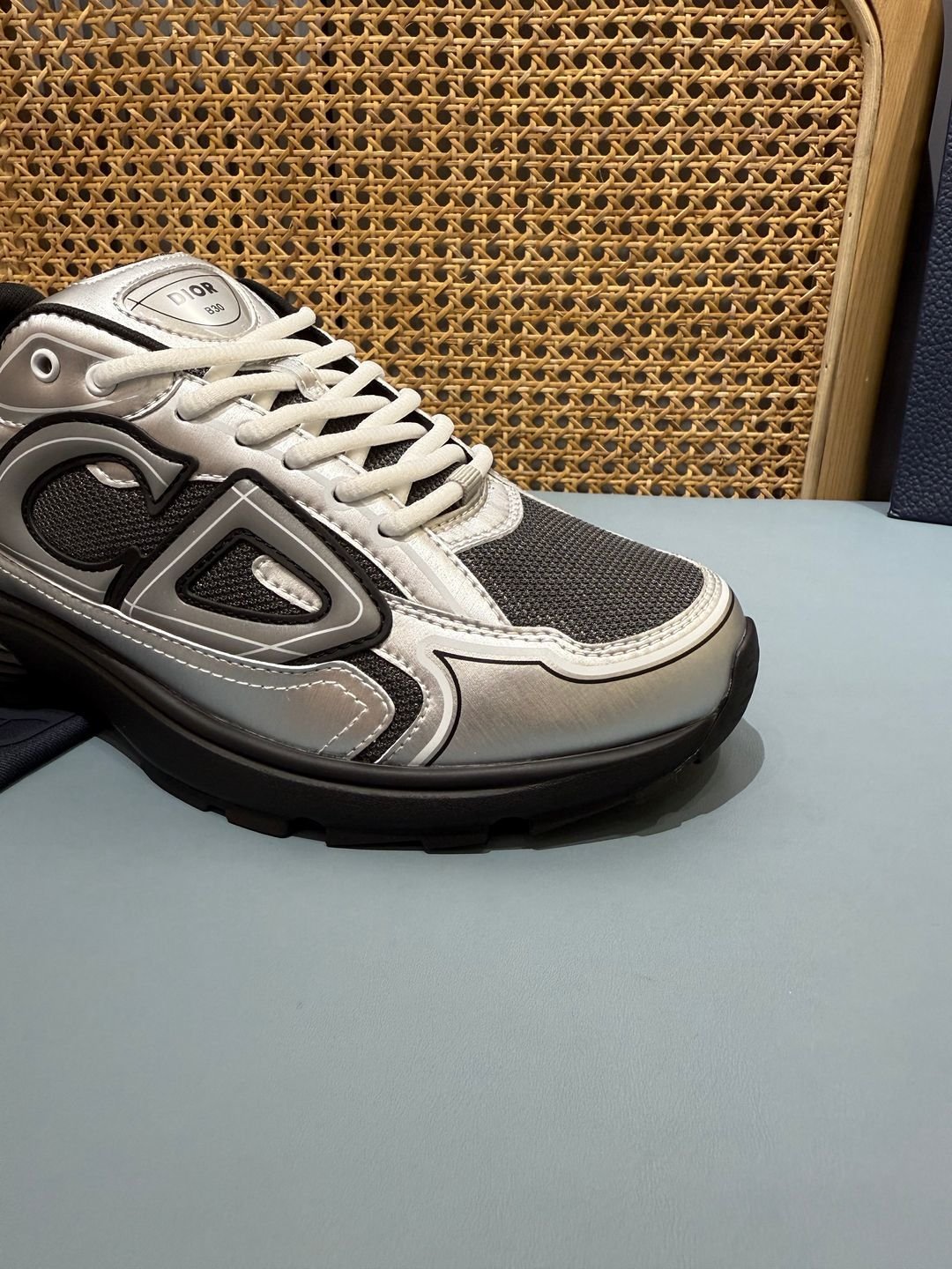 Sneakers B30 'Argent et Noir' — vue 14