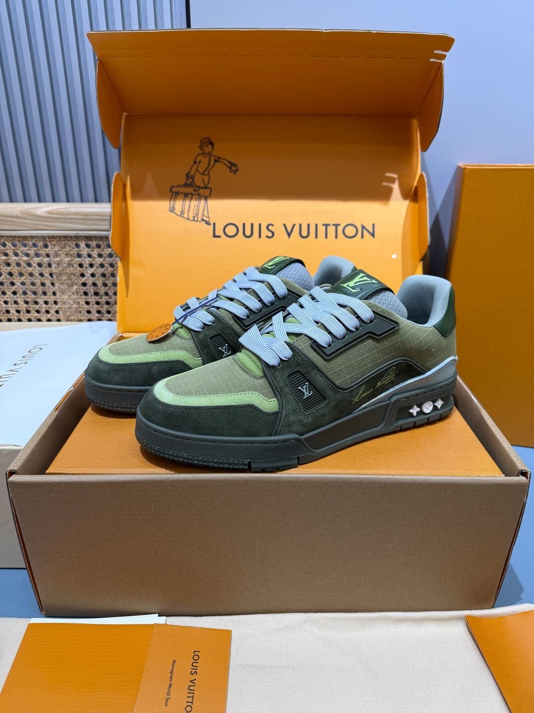 Sneakers Trainer 'Kaki Vert' — vue 4