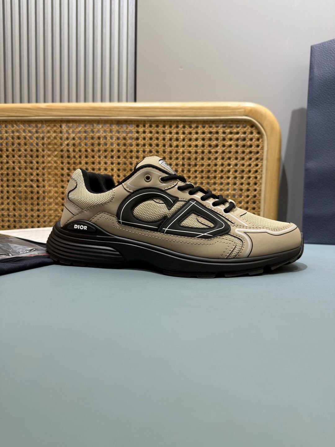 Sneakers B30 'Beige et Noir' — vue 21