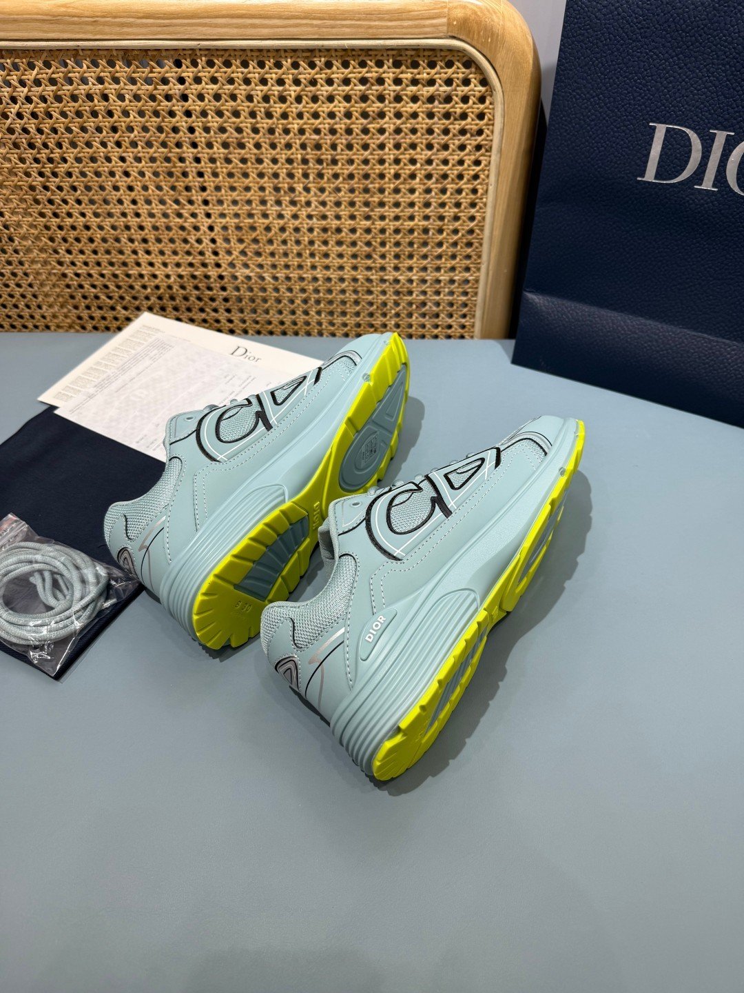 Sneakers B30 'Vert d'Eau et Jaune Fluo' — vue 22