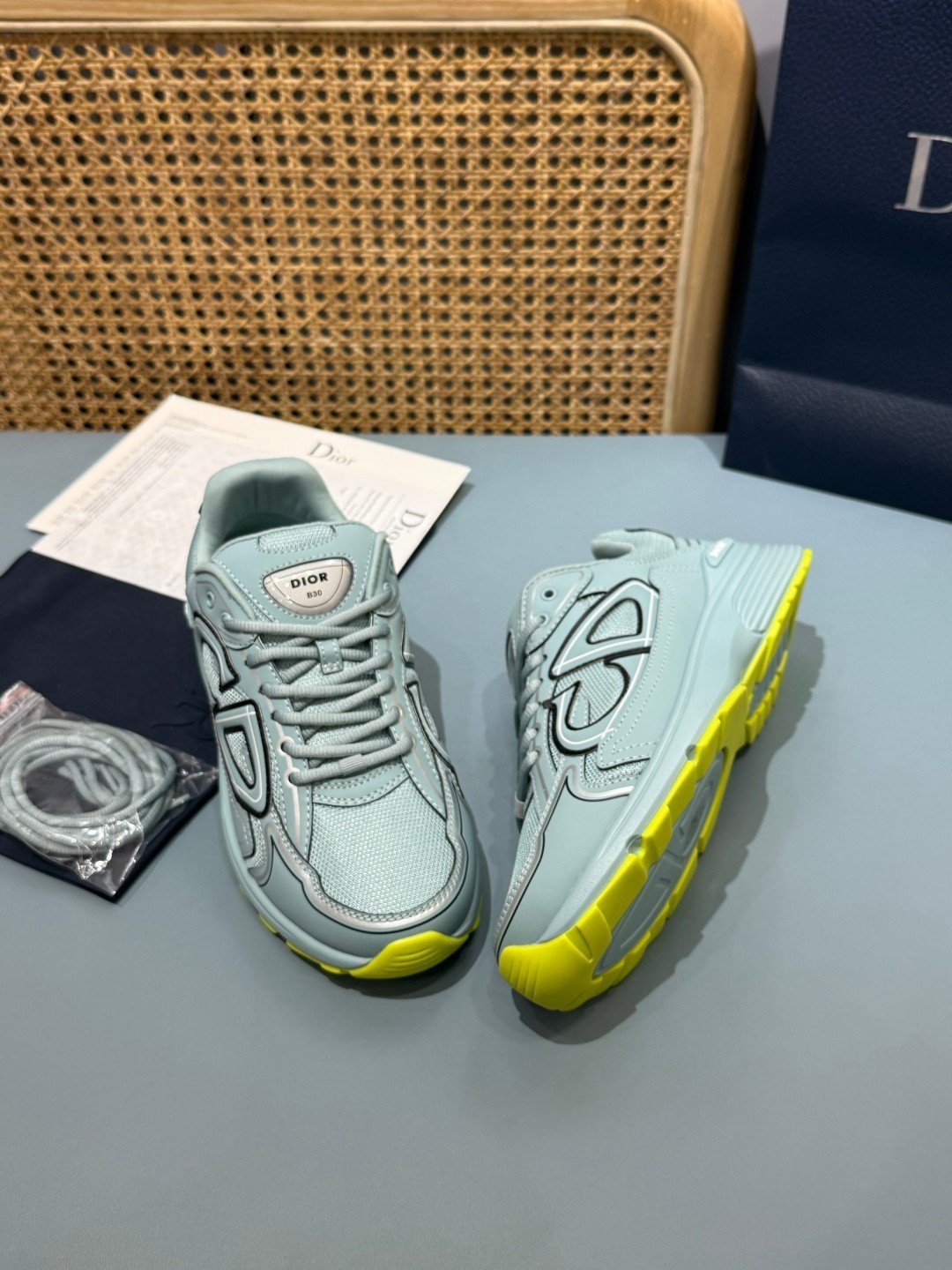 Sneakers B30 'Vert d'Eau et Jaune Fluo' — vue 25
