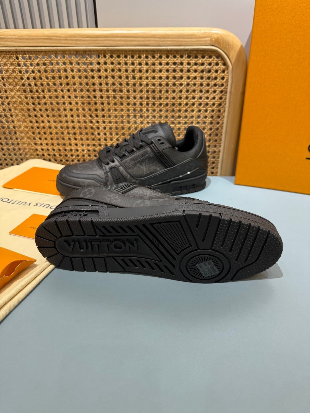 Sneakers Trainer 'Noir Absolu' — vue 18