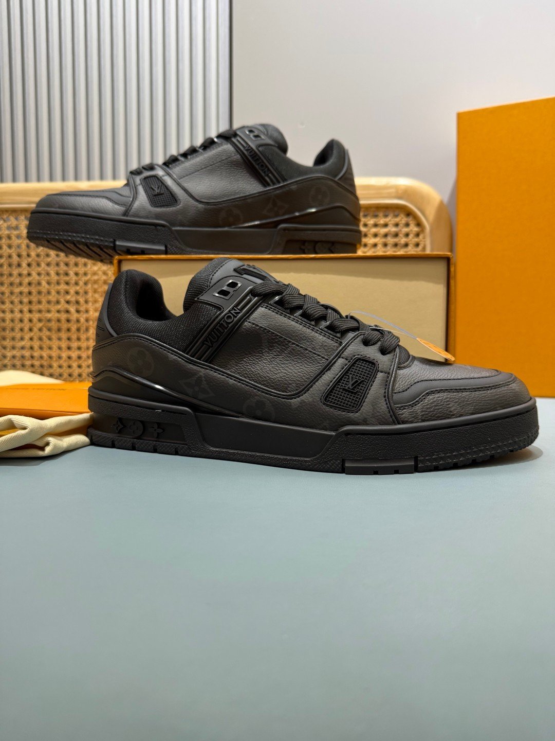 Sneakers Trainer 'Noir Absolu' — vue 30