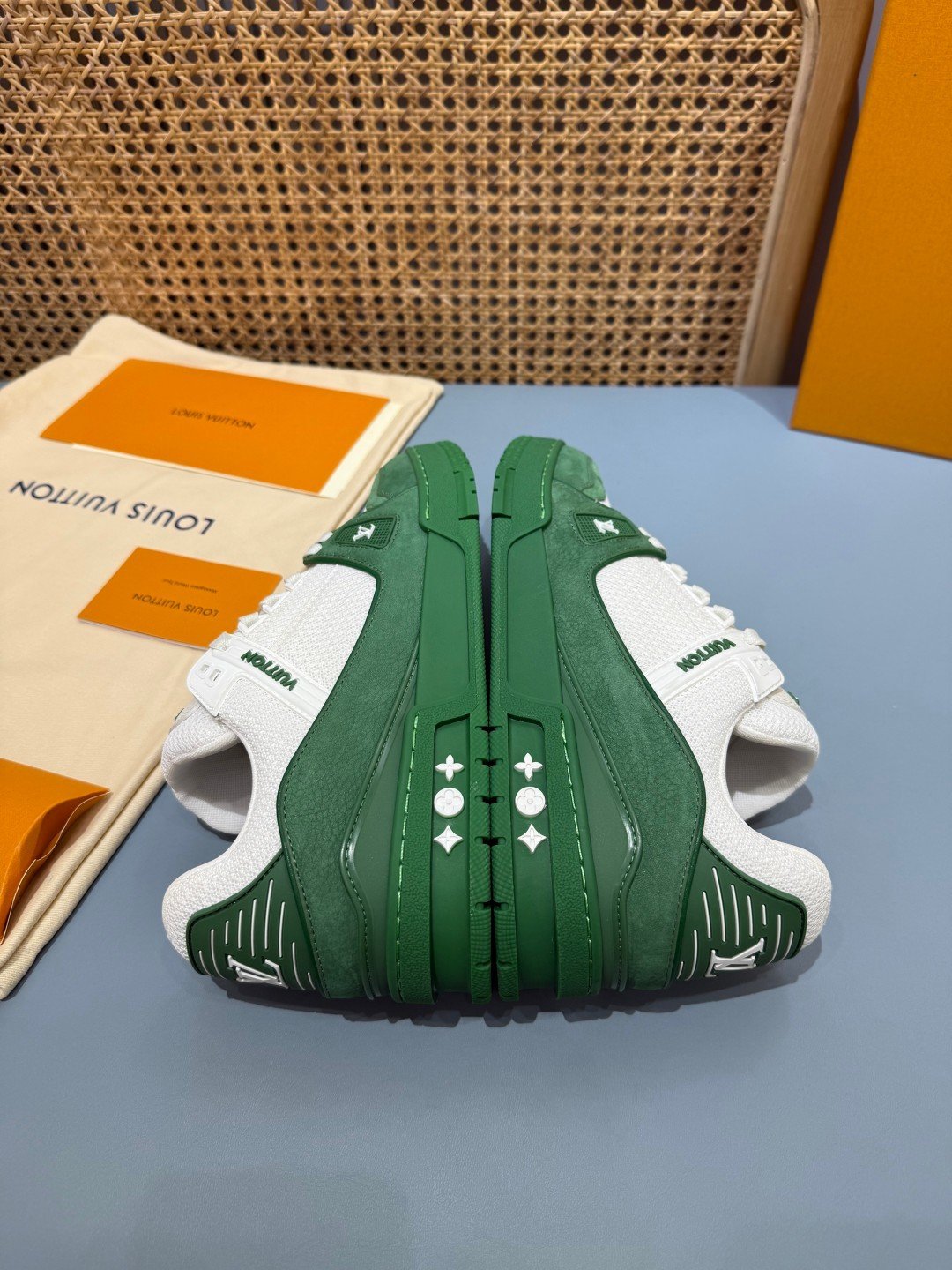 Sneakers Trainer 'Vert Bouteille' — vue 17