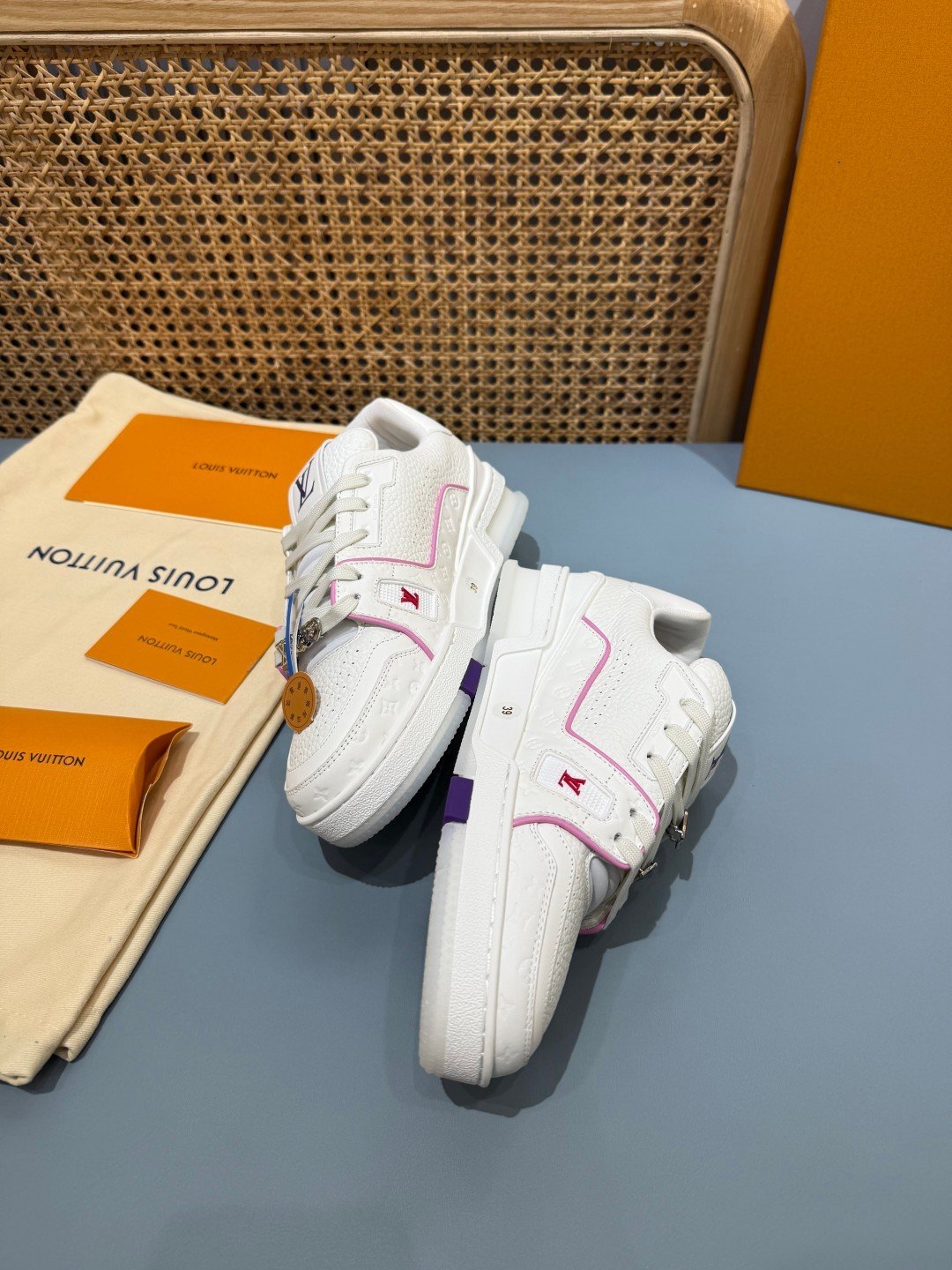 Sneakers Trainer 'Blanc Rouge #5L' — vue 14