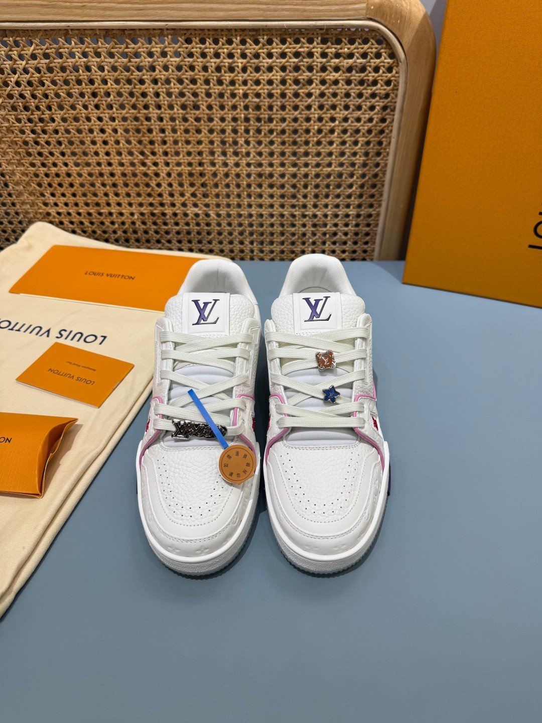 Sneakers Trainer 'Blanc Rouge #5L' — vue 17