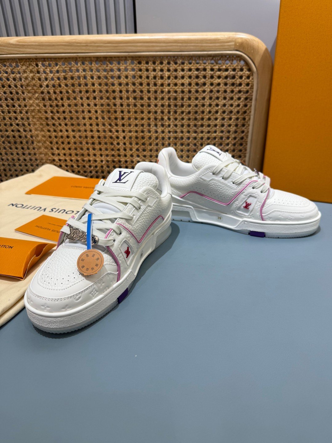 Sneakers Trainer 'Blanc Rouge #5L' — vue 33