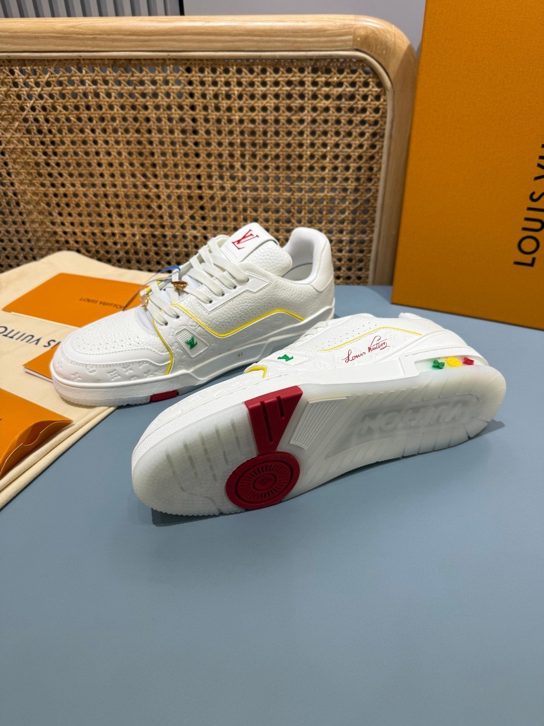 Sneakers Trainer 'Blanc Multicolore Brodé' — vue 6