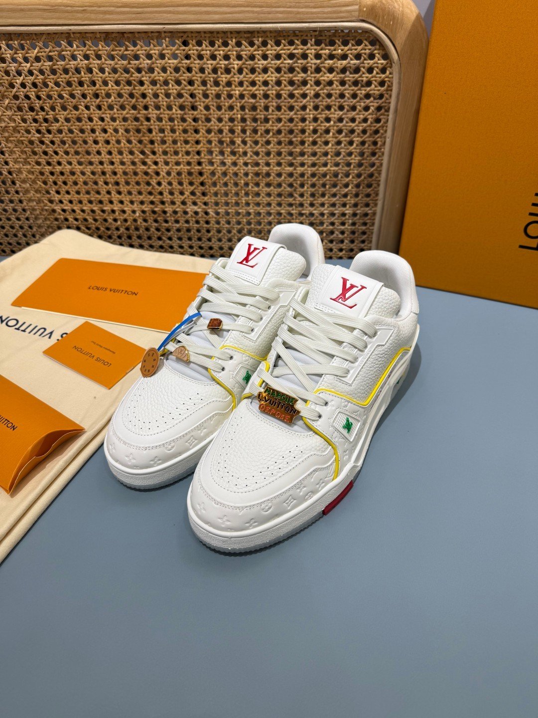 Sneakers Trainer 'Blanc Multicolore Brodé' — vue 17