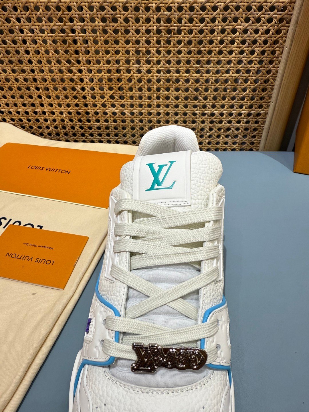 Sneakers Trainer 'Blanc Bleu Glacier' — vue 7