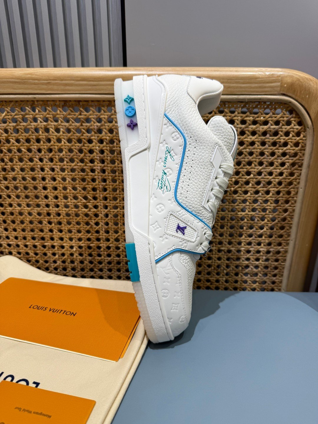 Sneakers Trainer 'Blanc Bleu Glacier' — vue 13