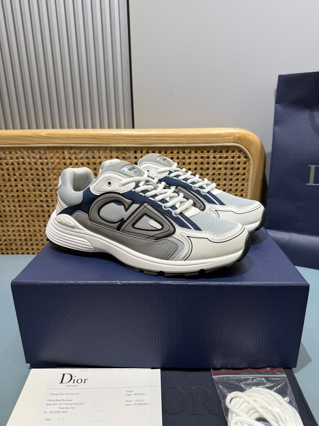 Sneakers B30 'Blanc et Gris'