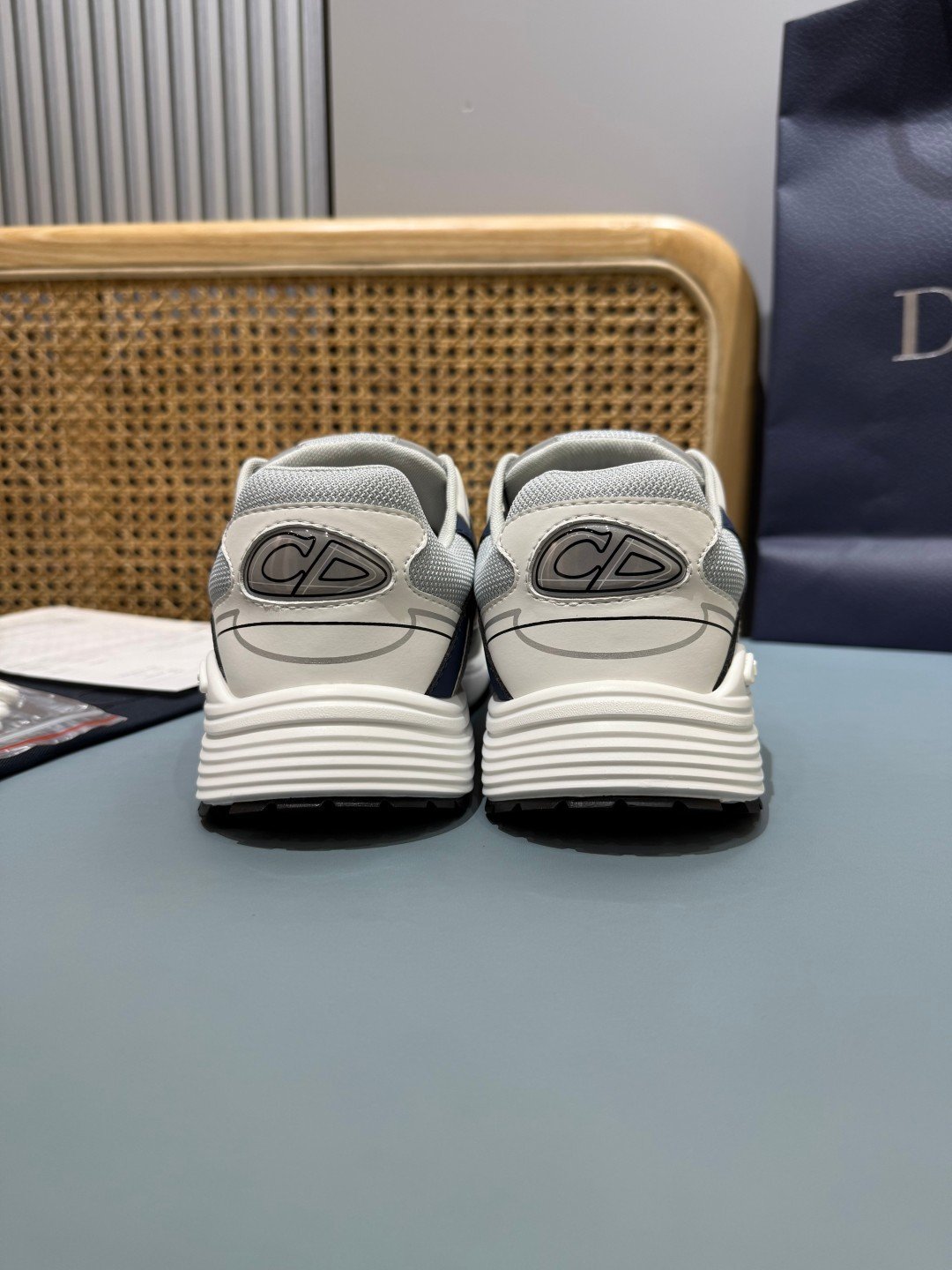 Sneakers B30 'Blanc et Gris' — vue 20