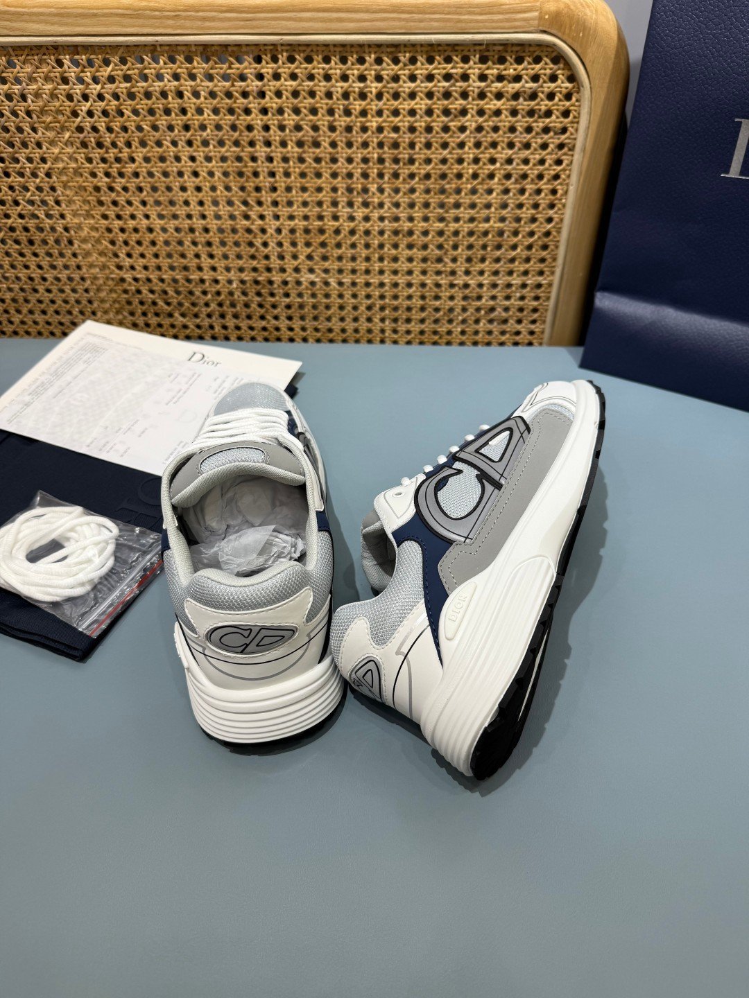 Sneakers B30 'Blanc et Gris' — vue 23
