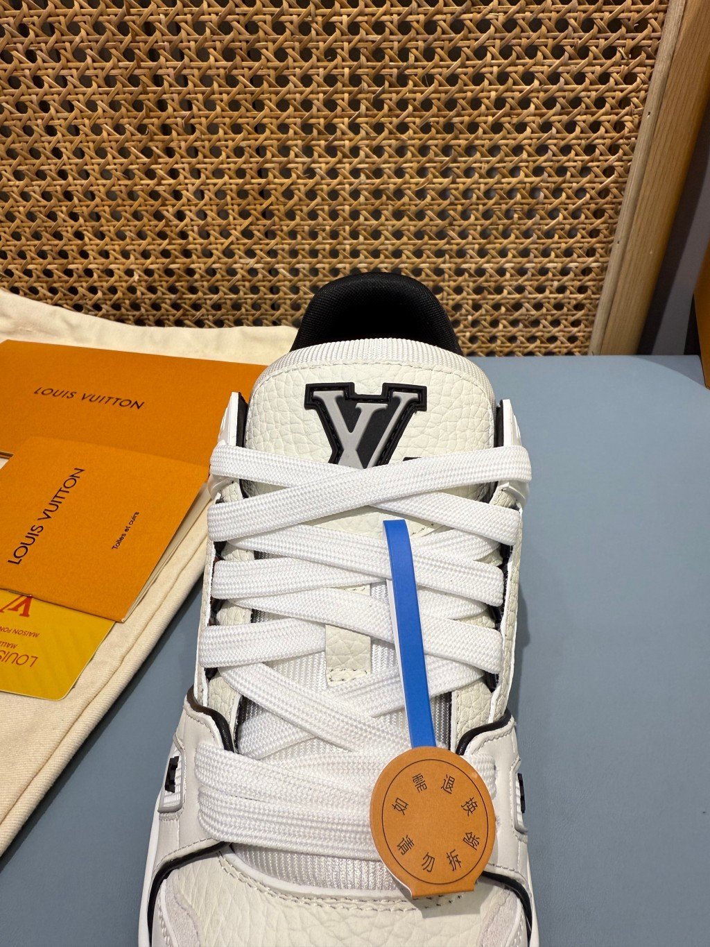 Sneakers Trainer 'Blanc Noir Liseré' — vue 7