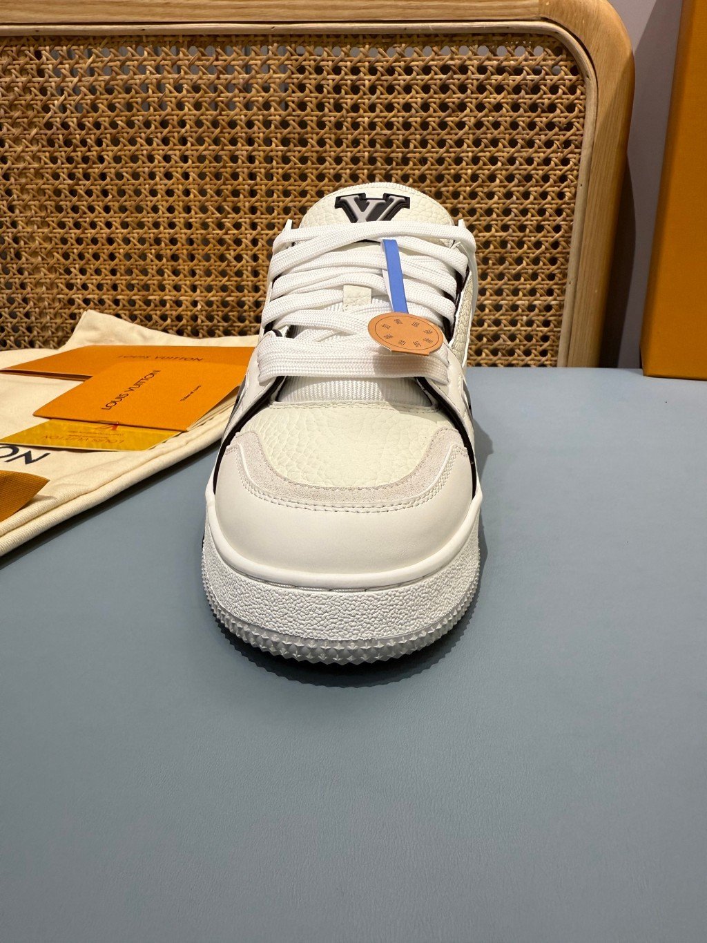 Sneakers Trainer 'Blanc Noir Liseré' — vue 8